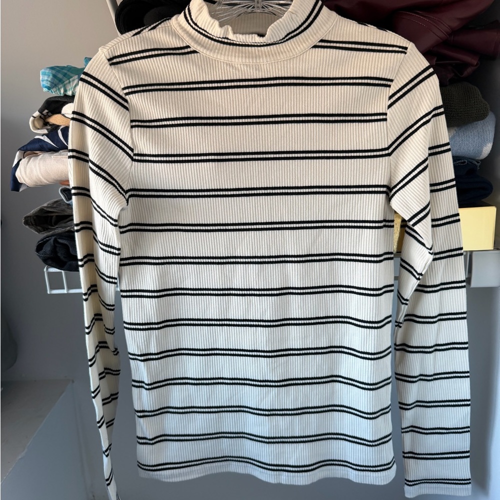 Talbots Striped Black and White Womens long sleeve layering tee